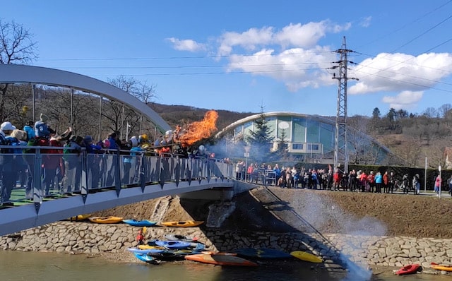 Снимок экрана 2024-04-02 в 21.16.34-min